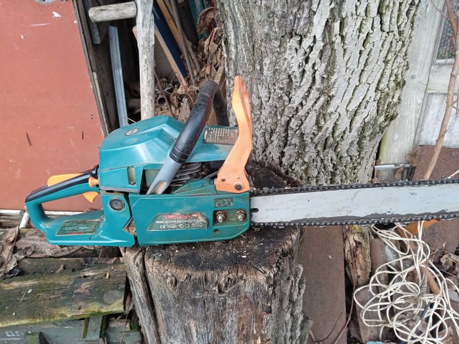Бензопила УралЕлектро