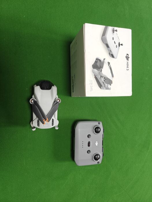 Dron DJI mini  3