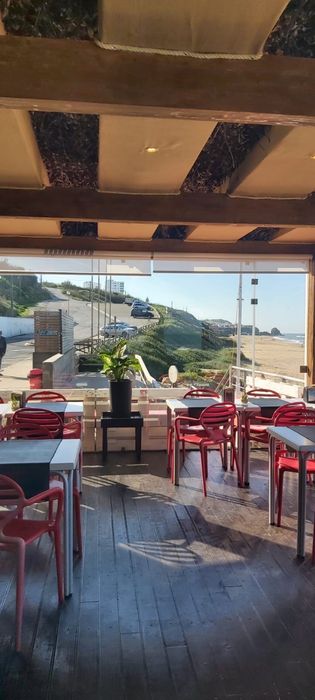 Restaurante em plena praia