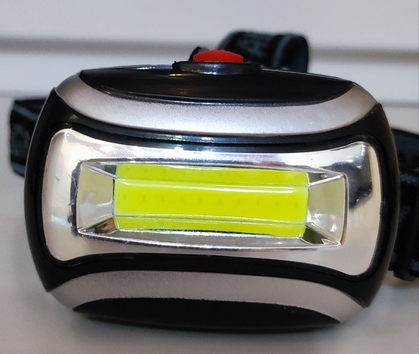 Налобный фонарь.