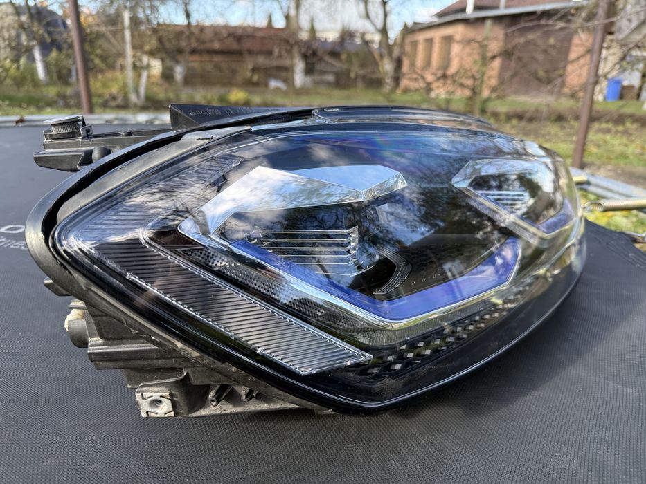 Фара максимальна e-golf сторна пасажира