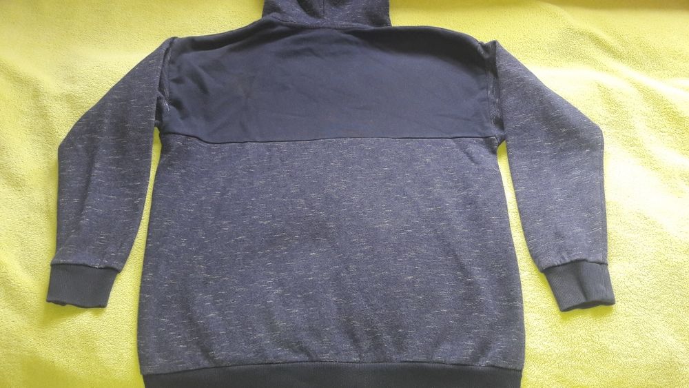 Bluza chłopięca z kapturem, rozm. 158/164