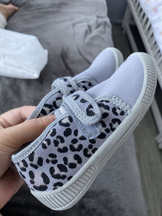 Кеди для садочка або прогулянок (нові)