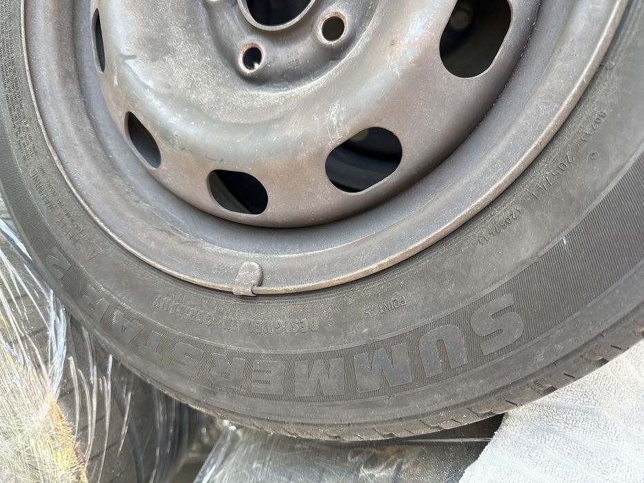 Koła 2szt.  VW polo IV/golfIV 165/70R14 pięcio srubowe