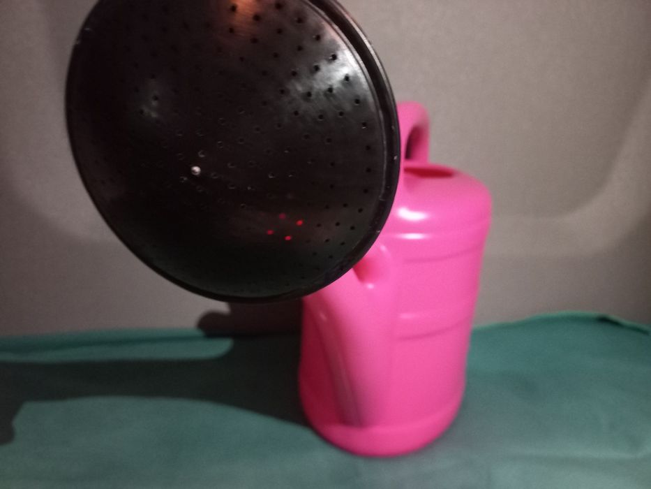 Konewka różowa 10 litrów nowa