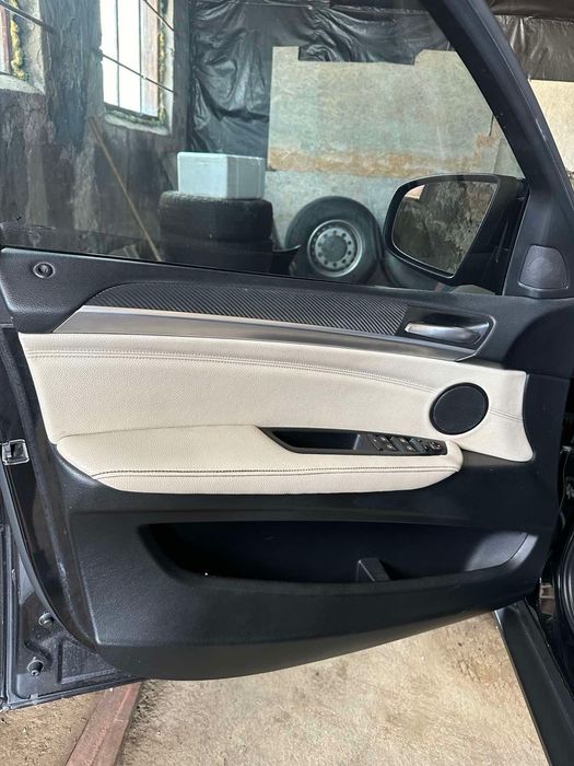 Салон BMW X6 білий