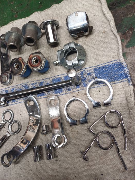 Kolekcjonerskie zabytkowe Chromy Wsk