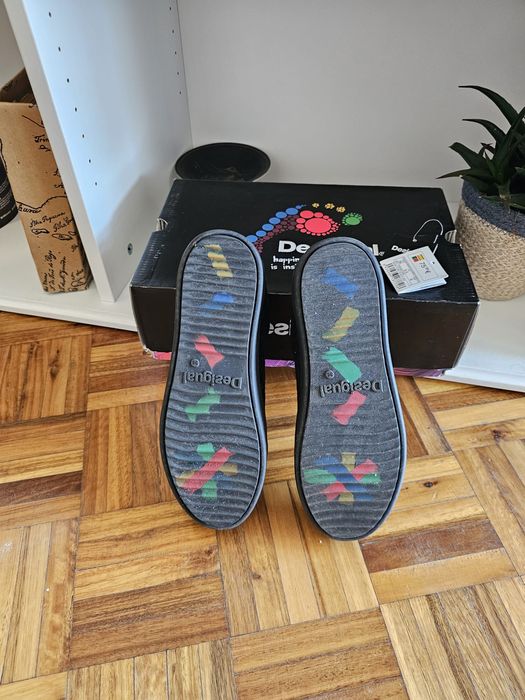 Tênis Desigual Novo