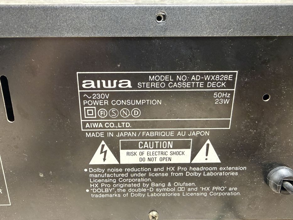 Aiwa AD-WX828 касетна дека / магнітофон