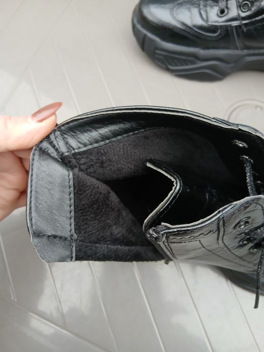 Ботінки жіночі демі р.38,5