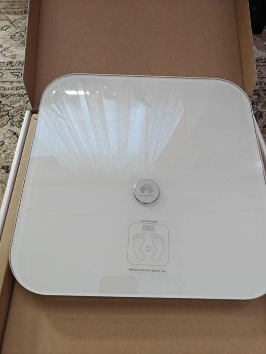 Розумні ваги  Huawei body fat Scale