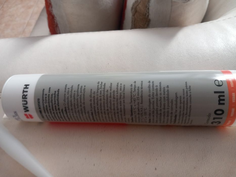 Silicone acetato. Transparente, branco