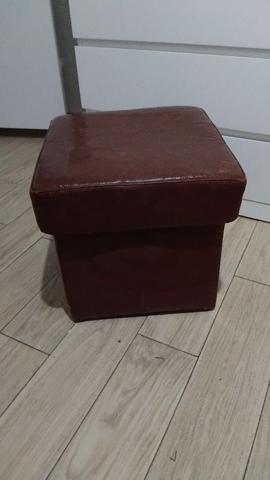 Pouf de napa castanho