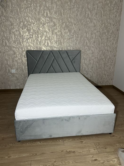 Нові ліжка з підйомним механізмом , матрацом