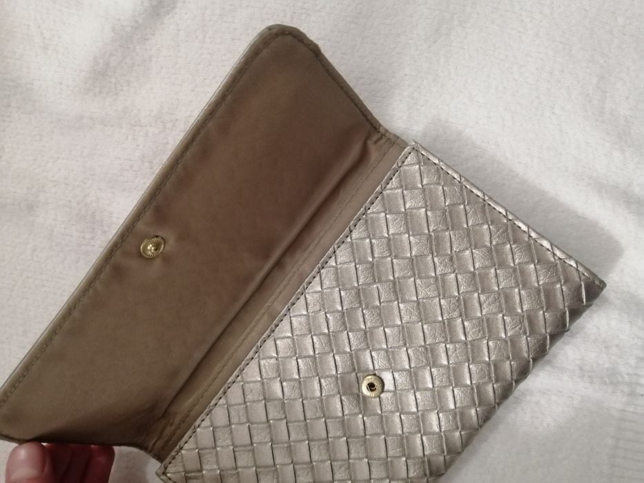 Nowy, damski portfel