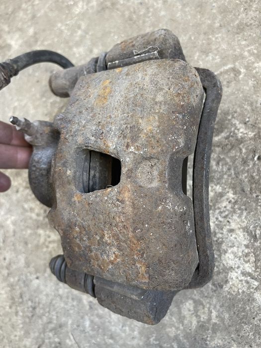 Супорт нісан патрол у 60 у 61.