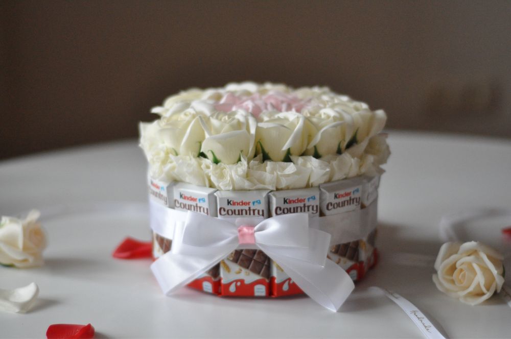 Подарунковий бокс “White Dream Cake” тортик SG3853