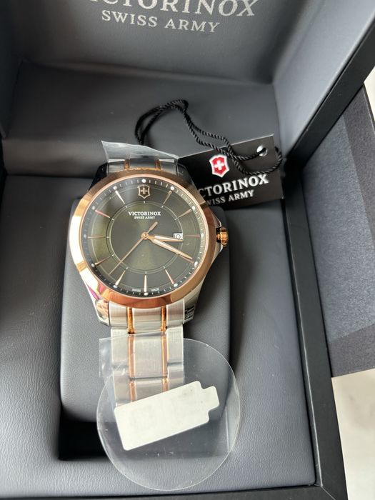 Швейцарський  Годинник  Victorinox Swiss Army VX-V241913