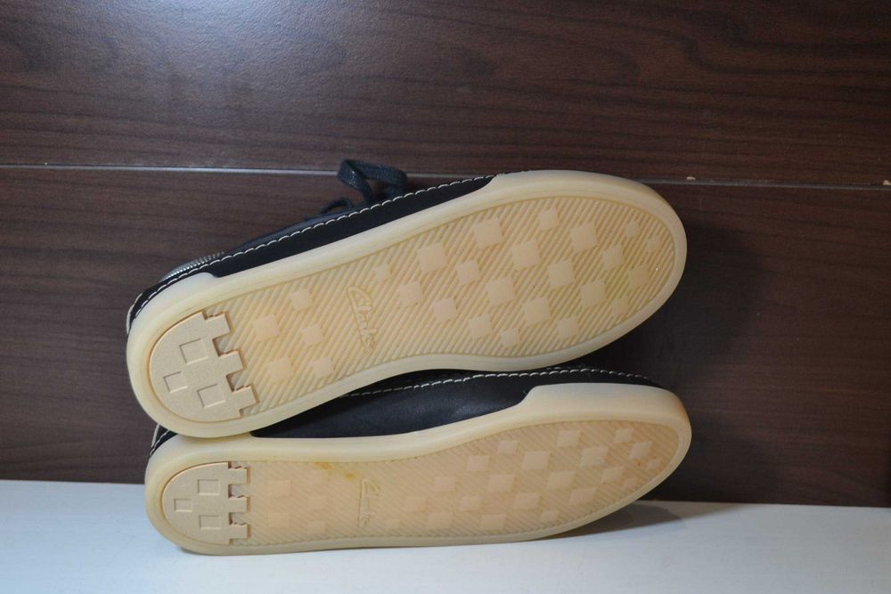 clarks 37р кожаные кроссовки мокасины туфли оригинал