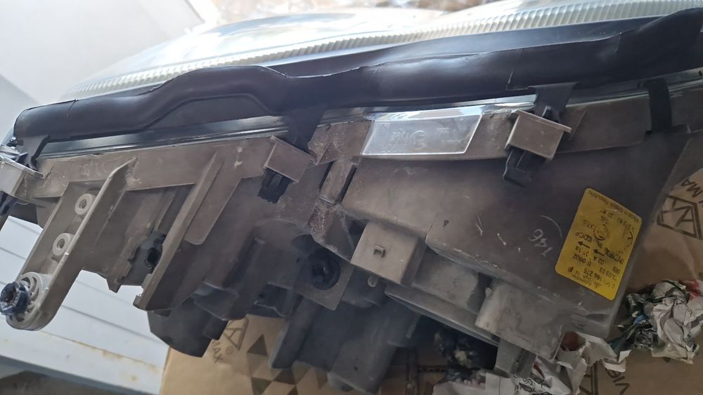 Farol mercedes w203 xenom