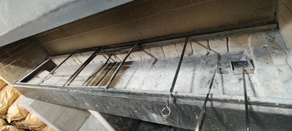Продам мангал з витяжним зонтом професійний 2,5 м