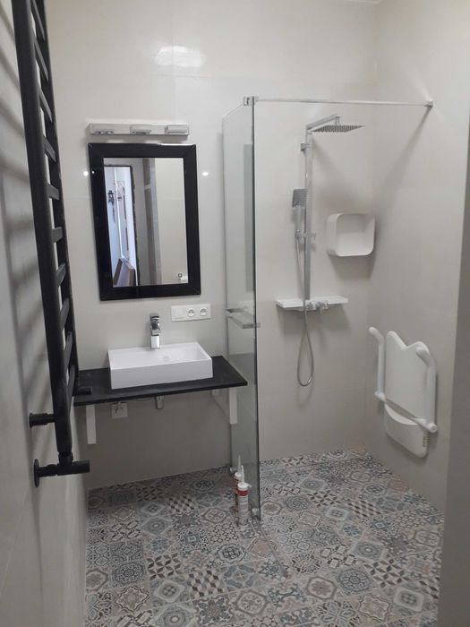 Glazurnik, kompleksowo remonty łazinek