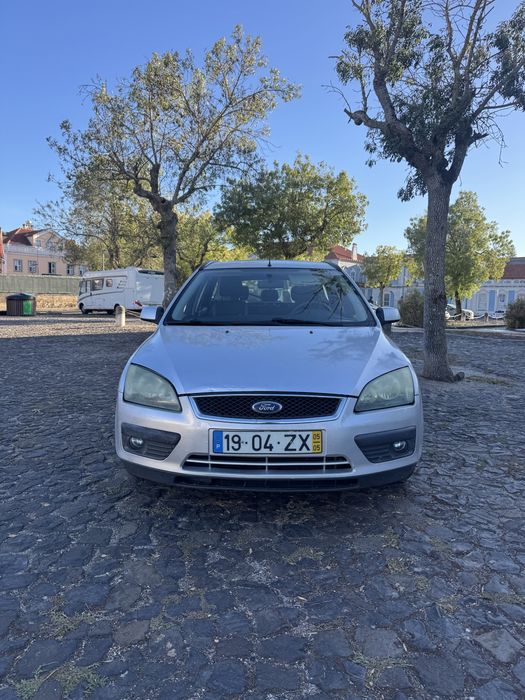 FORD FOCUS 1.4i 80 CV de 2005 — photo 5