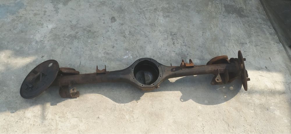 Продам Б/У чулок заднего моста ВАЗ 2101-07 +2 опорных диска