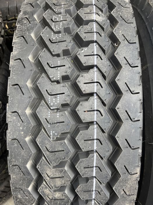 2x 245/70/17,5 NOWE Windpower WGC28 141/143J jotki