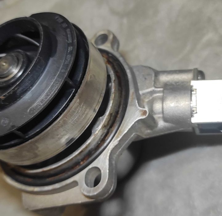 Бензиновий насос Wolkswagen бу. Робочий