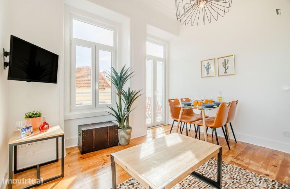 Apartamento com 3 quartos - localizado em Santa Apolónia Lisbon