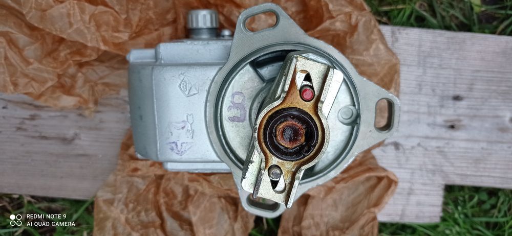 Магнето М27б1 Лівостороннього оберту.