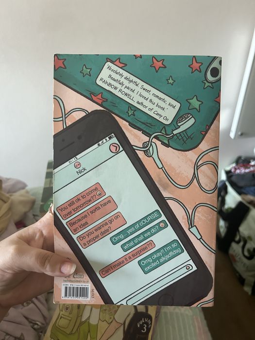 Heartstopper volumes 1 - 4