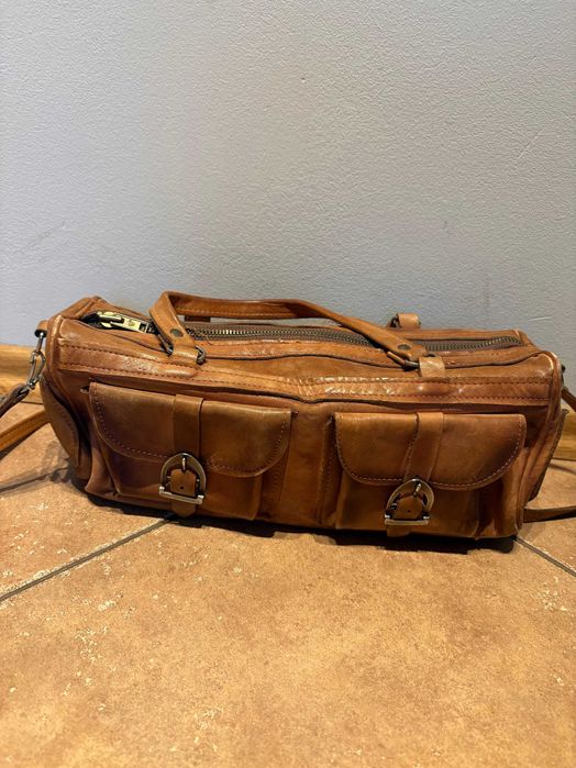 Torebka kuferek ze skóry