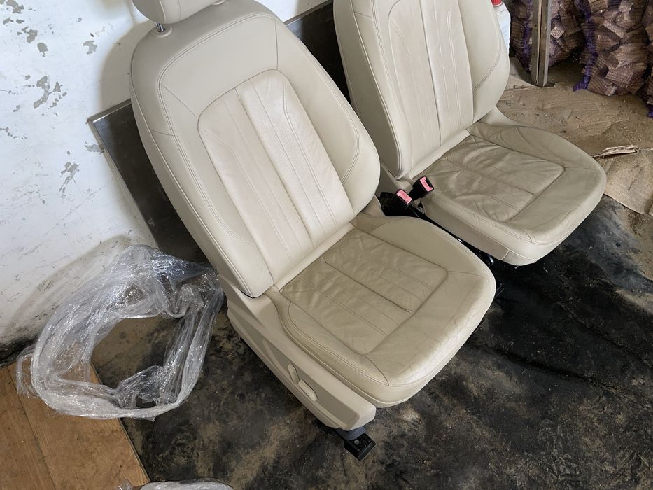 Сидіння салон Audi Q5 80a FY бежеві