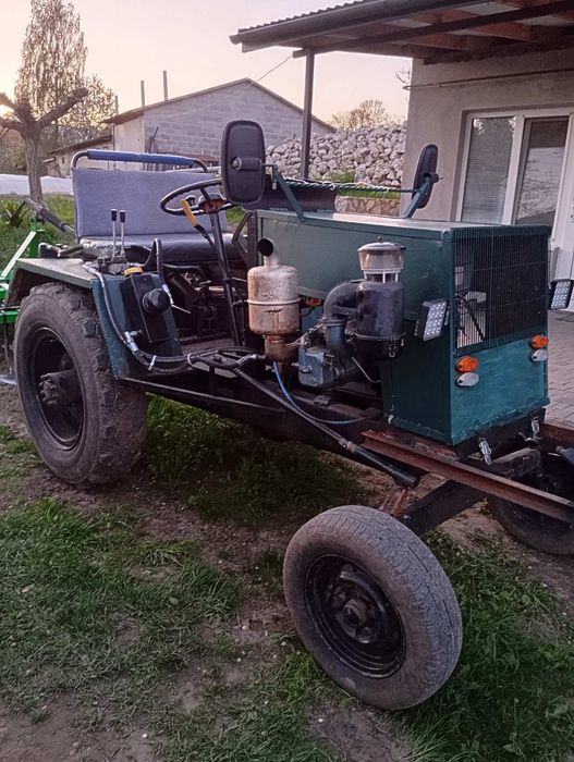 Продам саморобний трактор.