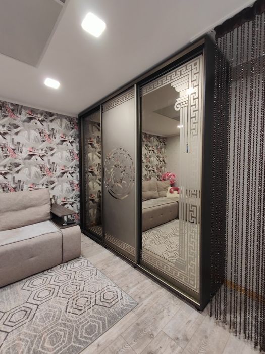 Продам 3 комнатная квартира Залютино. Капремонт