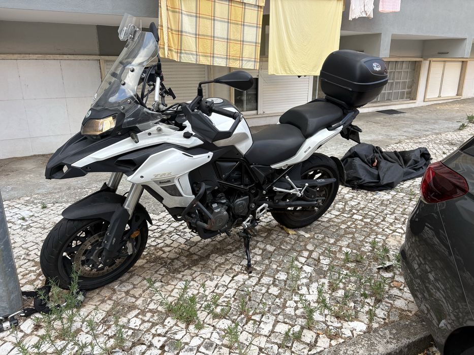 Vendo mota Benelli TRK 502