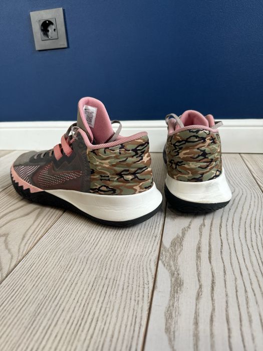 Кросівки Nike Kyrie Flytrap V 48,5(32см)