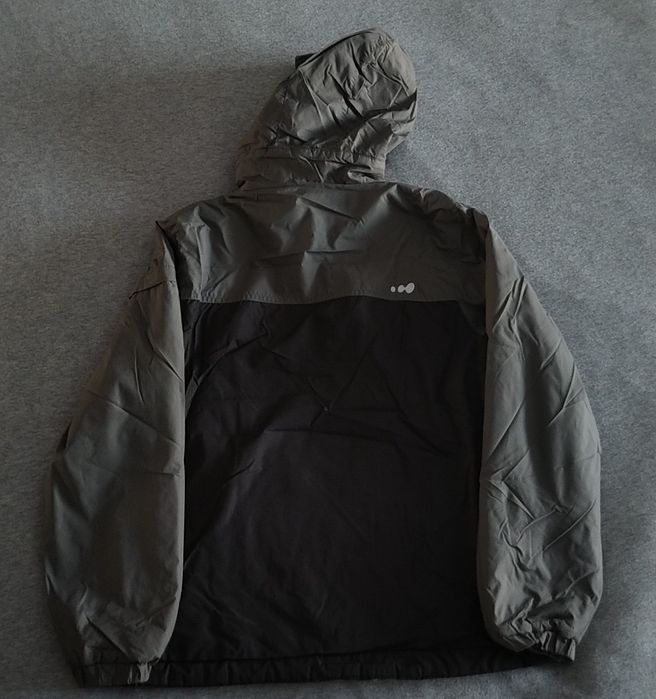 Casacos/kispo criança quentes e impermeáveis 10-12 anos