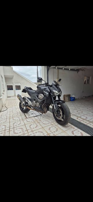 Kawasaki z800 18500km
