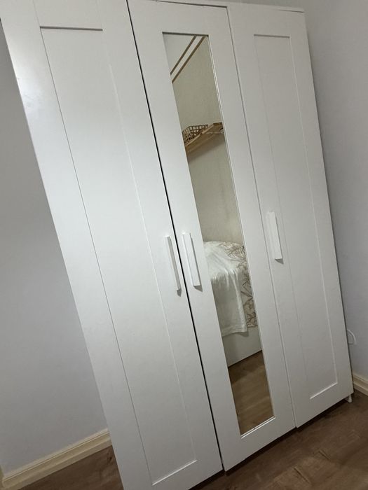 Roupeiro c/3 portas IKEA