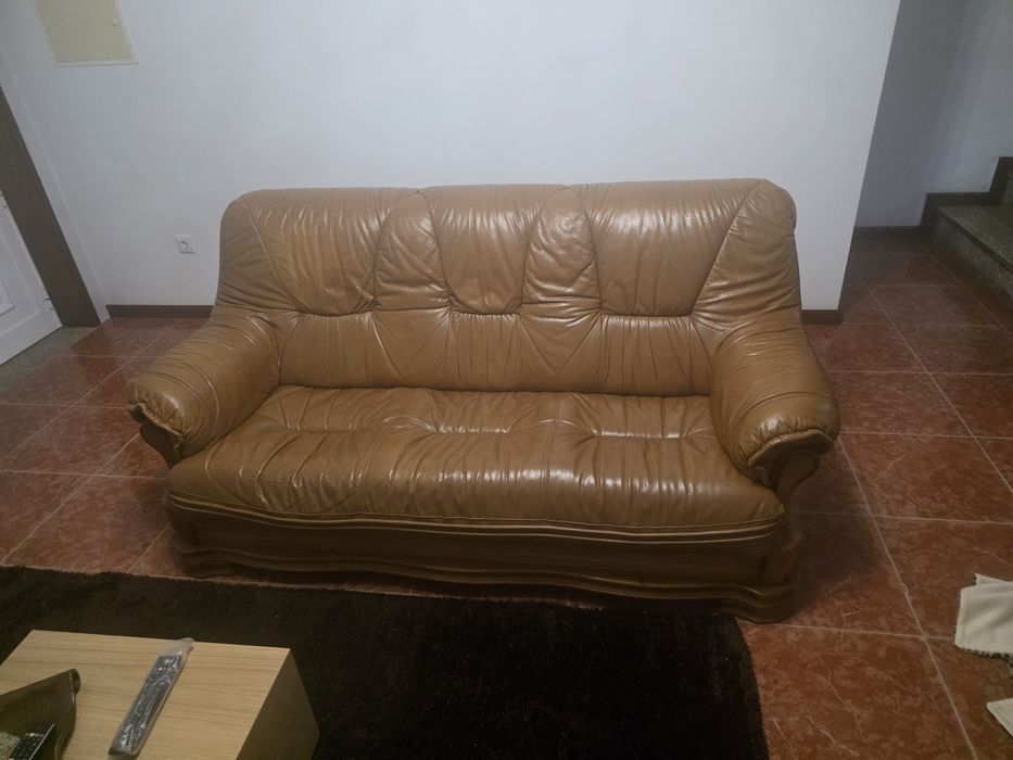 Sofá 2 lugares , mais 2 lugares independentes