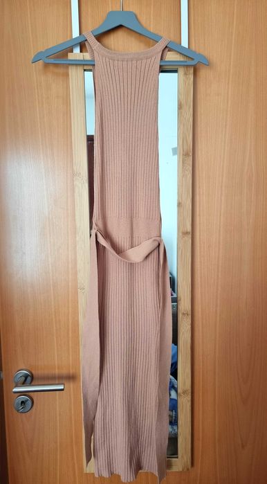 Vestido justo midi salmão Primark, tamanho 2XS - nunca usado