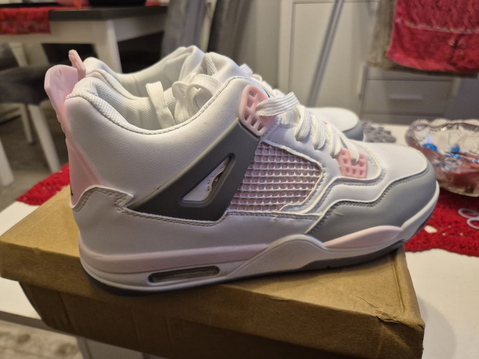 Snakersy bialo różowe 40