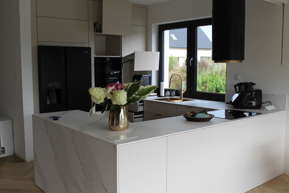 Meble na wymiar, kuchnie, garderoby, szafy