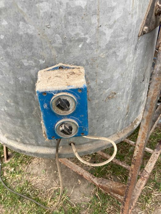 parnik elektryczny 160l