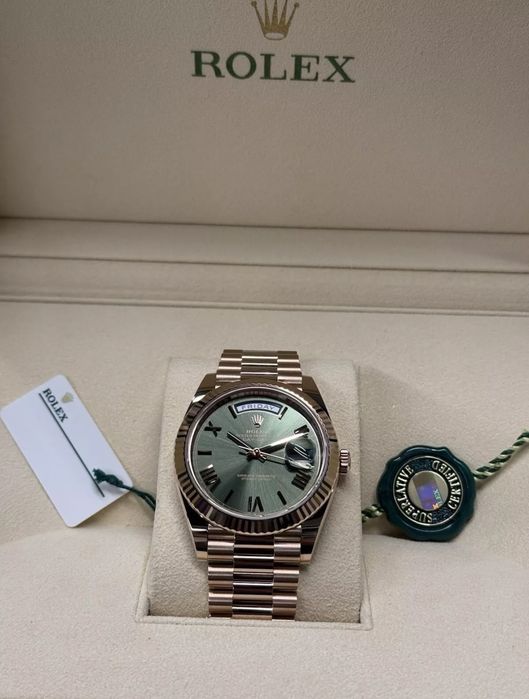 Rolex Day-Date 40mm Olive 228235
