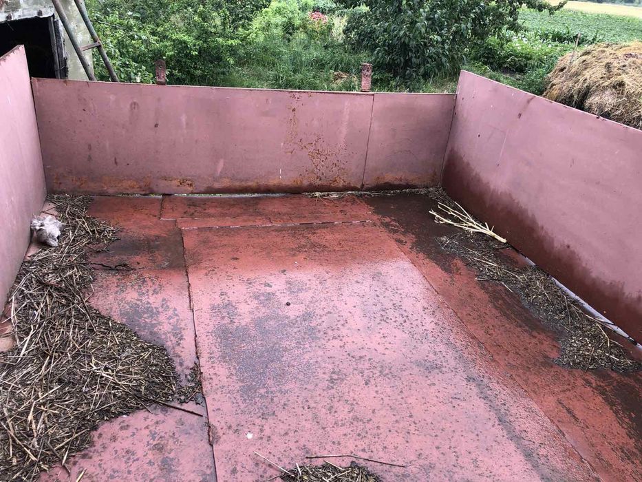 Причіп одноосний до трактора