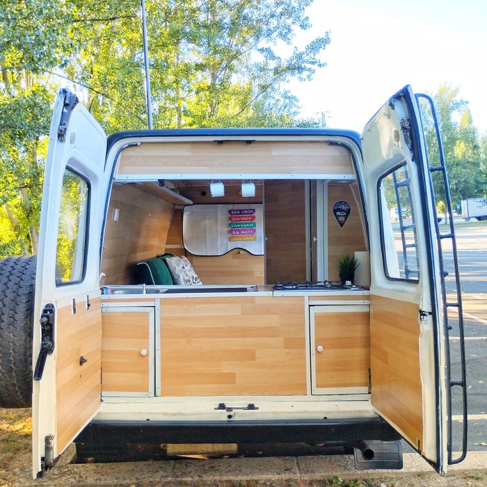 Campervan Transit pronta a circular